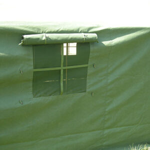 Fenêtres de ventilation de la tente militaire
