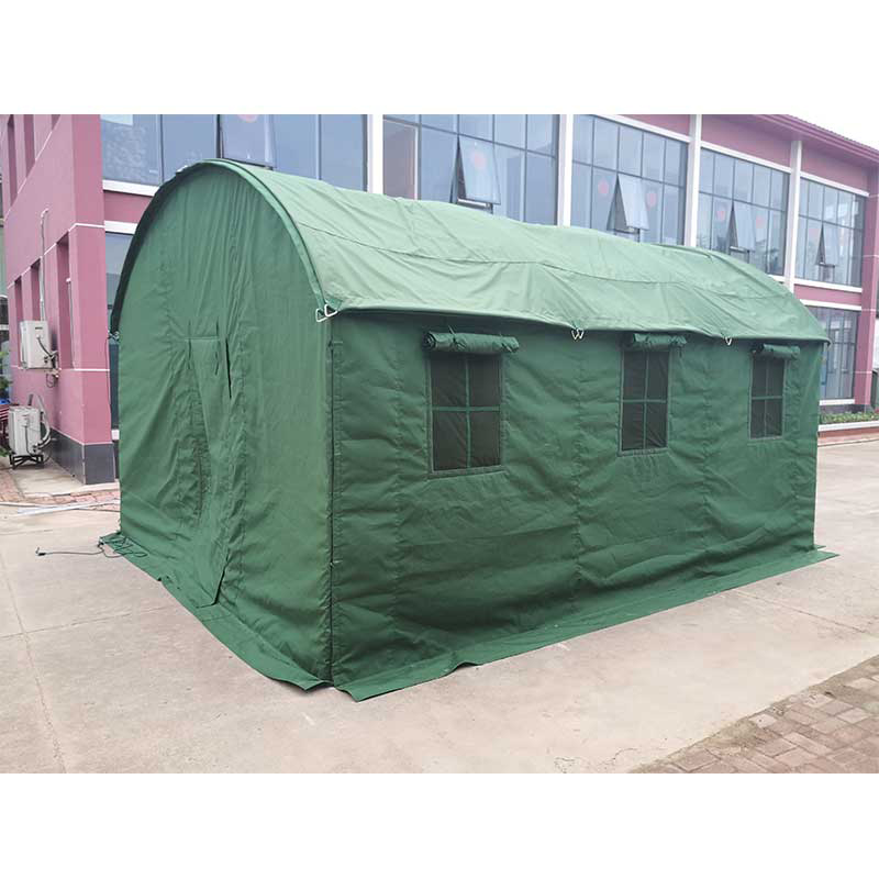usine de tentes délivrées par l'armée